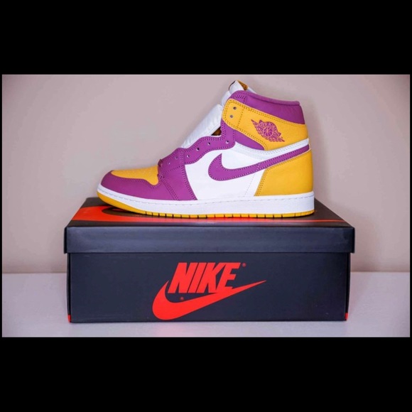 Air Jordan 1 OG Brotherhood